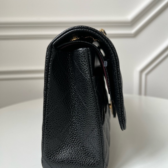 —SOLD—CHANEL M CLASSIC CAVIAR DOUBLE FLAP - Picture 4 of 8